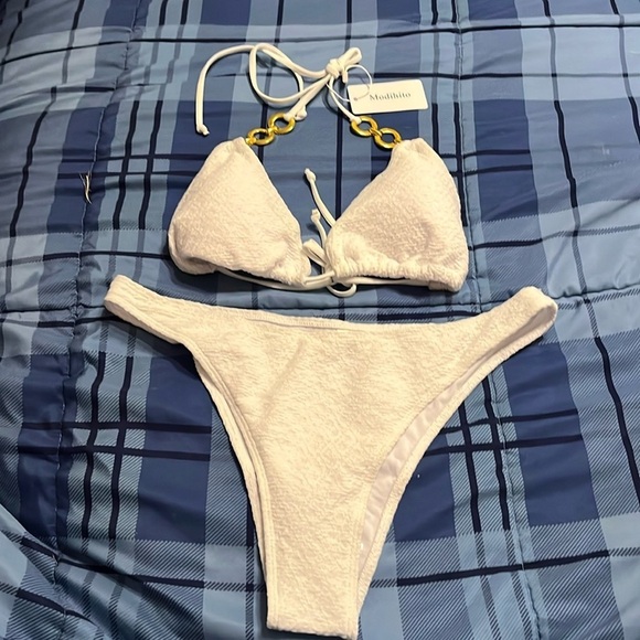 Other - NWT 3 piece string textured bikini in white.  XL